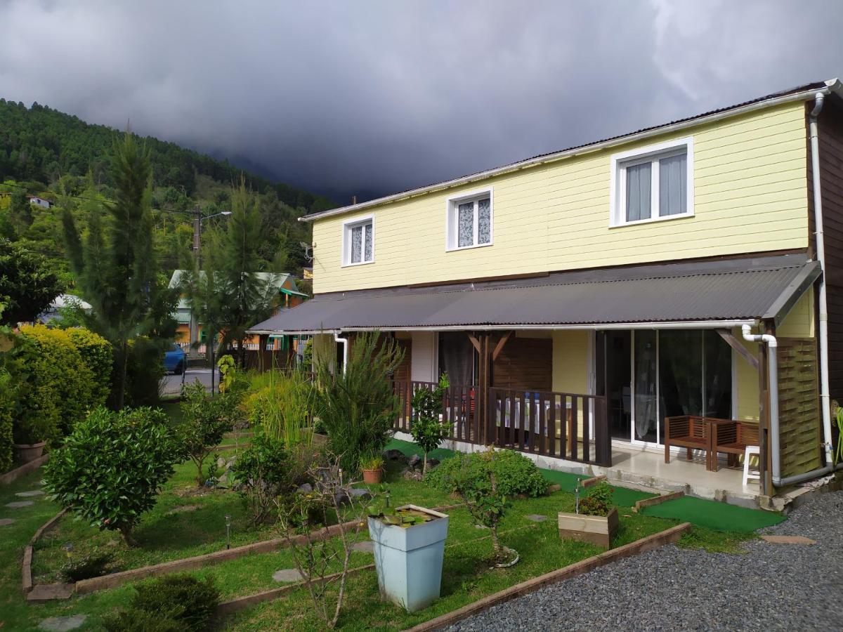 Ferienwohnung Les Jardins Creoles Cilaos Exterior foto