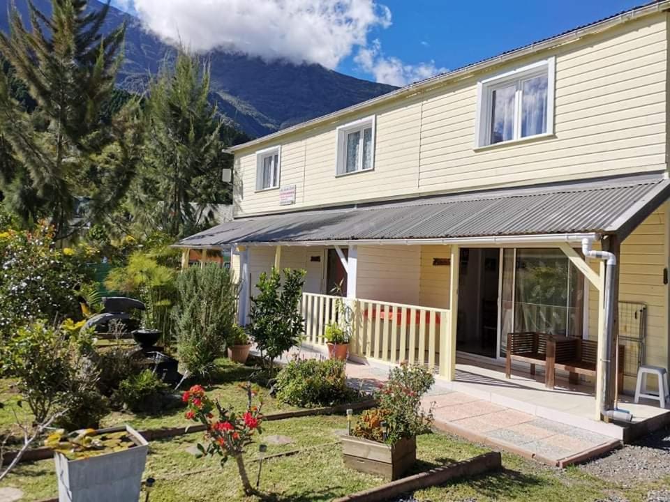 Ferienwohnung Les Jardins Creoles Cilaos Exterior foto